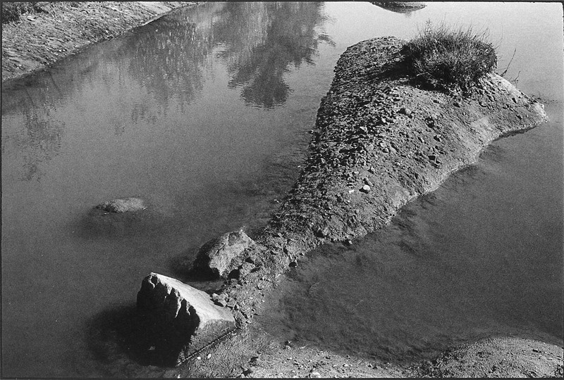 Normand Rajotte, Sans titre (de la série Dans les coins oubliés, à la recherche des dieux tranquilles), 1981-1988. © Normand Rajotte
