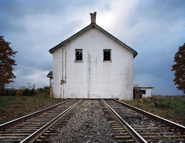 Susan Dobson, End of the Line, 2010, from the series Dislocation, c-print from digital file, 102 x 127 cm. © Susan Dobson
