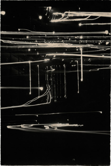 Jean-Paul Mousseau, Sans titre ou Luminographie automatiste, v.1951, épreuve argentique / gelatin silver print, 14,4 x 10,5 cm. © Jean-Paul Mousseau
