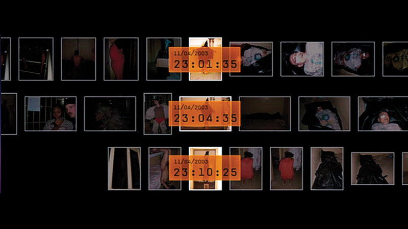 Errol Morris, Brent Pack syncs the timeline of images taken by three different cameras. Film still / extrait de film Standard Operating Procedure (STO), 2008, courtesy of / permission d’Errol Morris. © Errol Morris