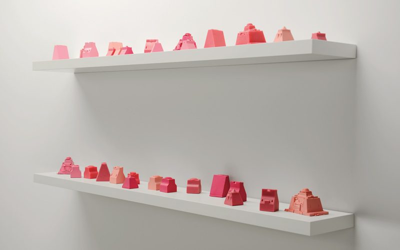 Jacinthe Lessard-L., Les chambres étalées, 2014, 30 sculptures en silicone / 30 silicone sculptures, dimensions variées / various dimensions
