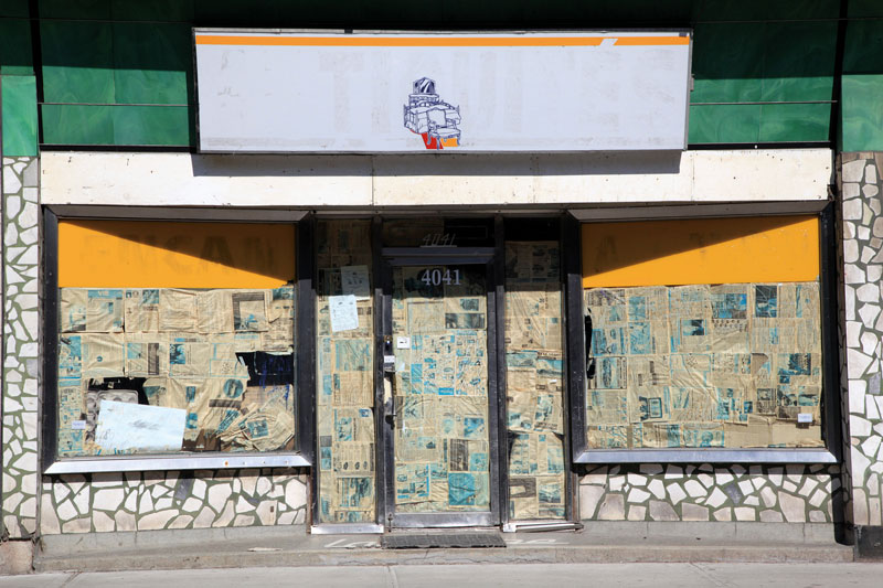 Robert Walker, Abandoned shop, rue Ontario est, 2013
