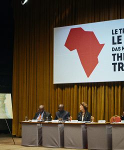 Milo Rau, Vérité et Justice : Le tribunal sur le Congo — Pierre Dessureault