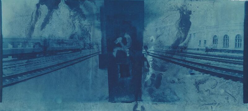 Boris Mikhailov, from the series At Dusk, 1993. Chromogenic print, 66 x 132,9 cm. © Boris Mikhailov, VG Bild-Kunst, Bonn. Courtesy Galerie Suzanne Tarasiève, Paris.