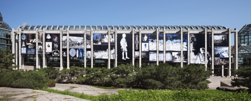 Deanna Bowen, Les Canadiens noirs (après Cooke) / The Black Canadians (after Cooke), 2023, photo: Musée des beaux-arts du Canada / National Gallery of Canada, vue d’exposition / installation view: Jean-Michael Seminaro